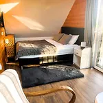 H25 Vendeghaz Апартаменты