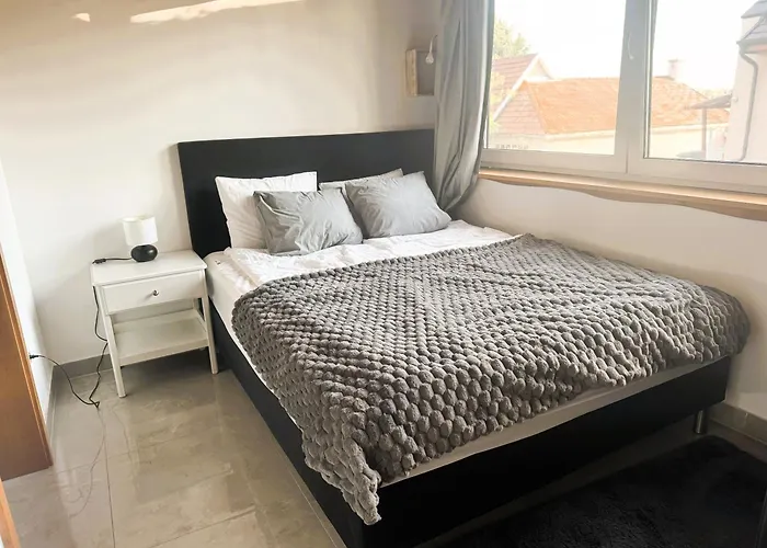 H25 Vendeghaz 아파트 Soskut